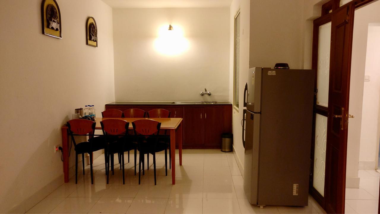 Sai Towers Puttaparthi Exterior foto